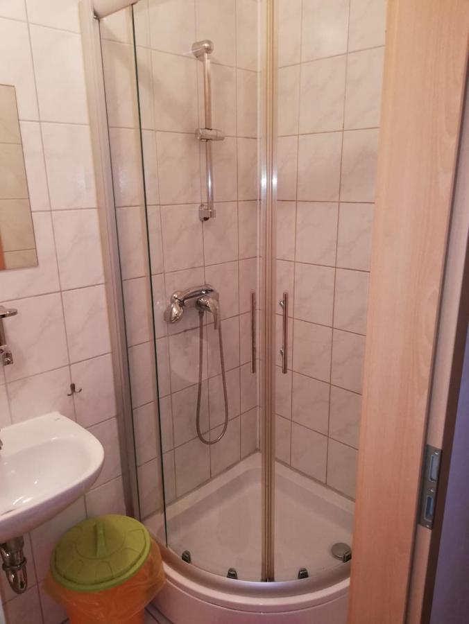 Pension Feldschloessl Ingolstadt Esterno foto